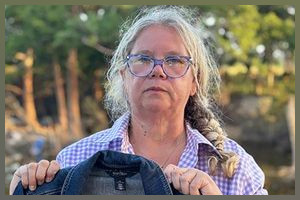 Grandma Starts Group to Reunite Texas Flood Victims with Lost Items.